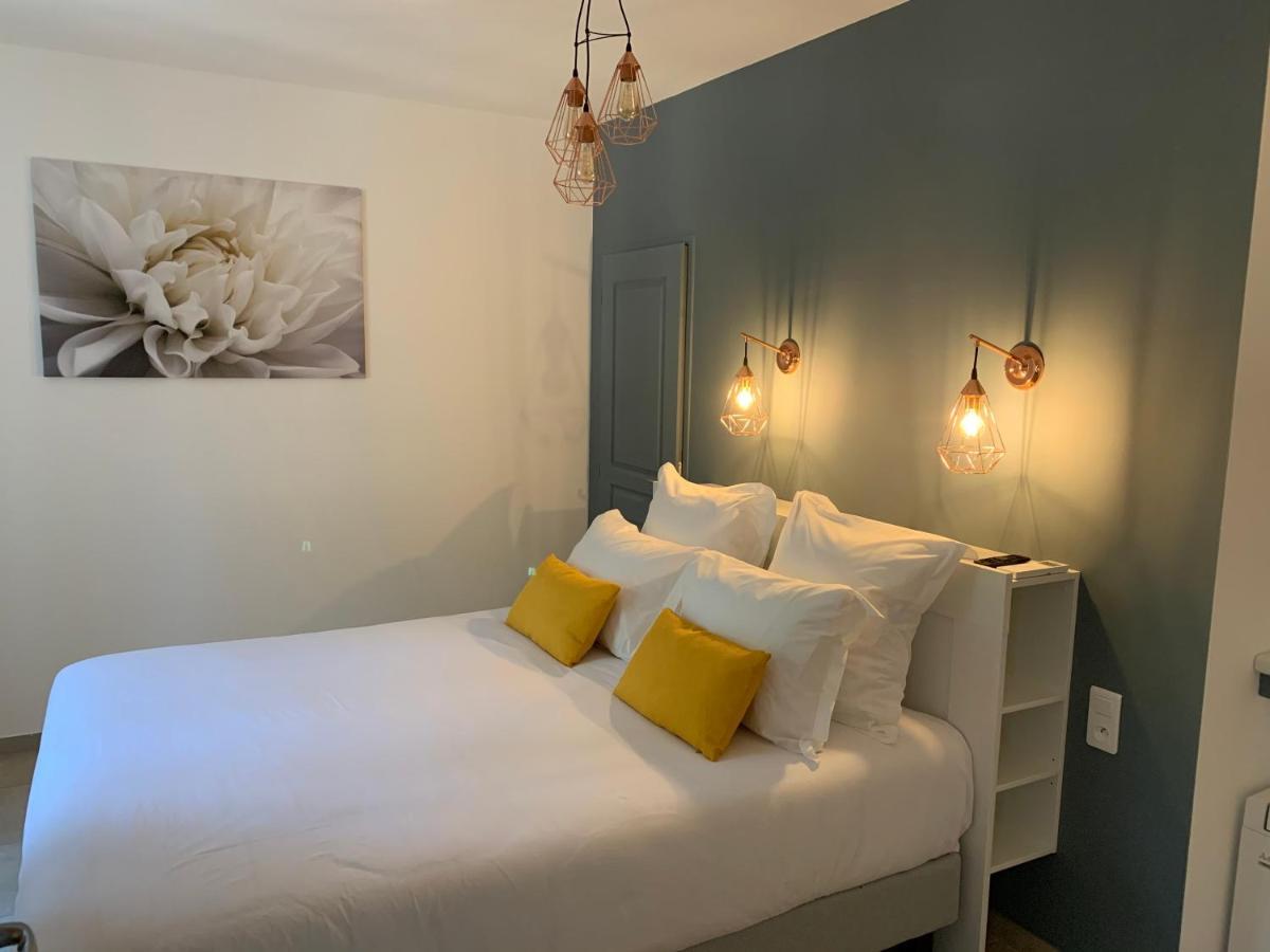 Domaine Forvent Bed and Breakfast Saint-Julien-de-Peyrolas Eksteriør billede