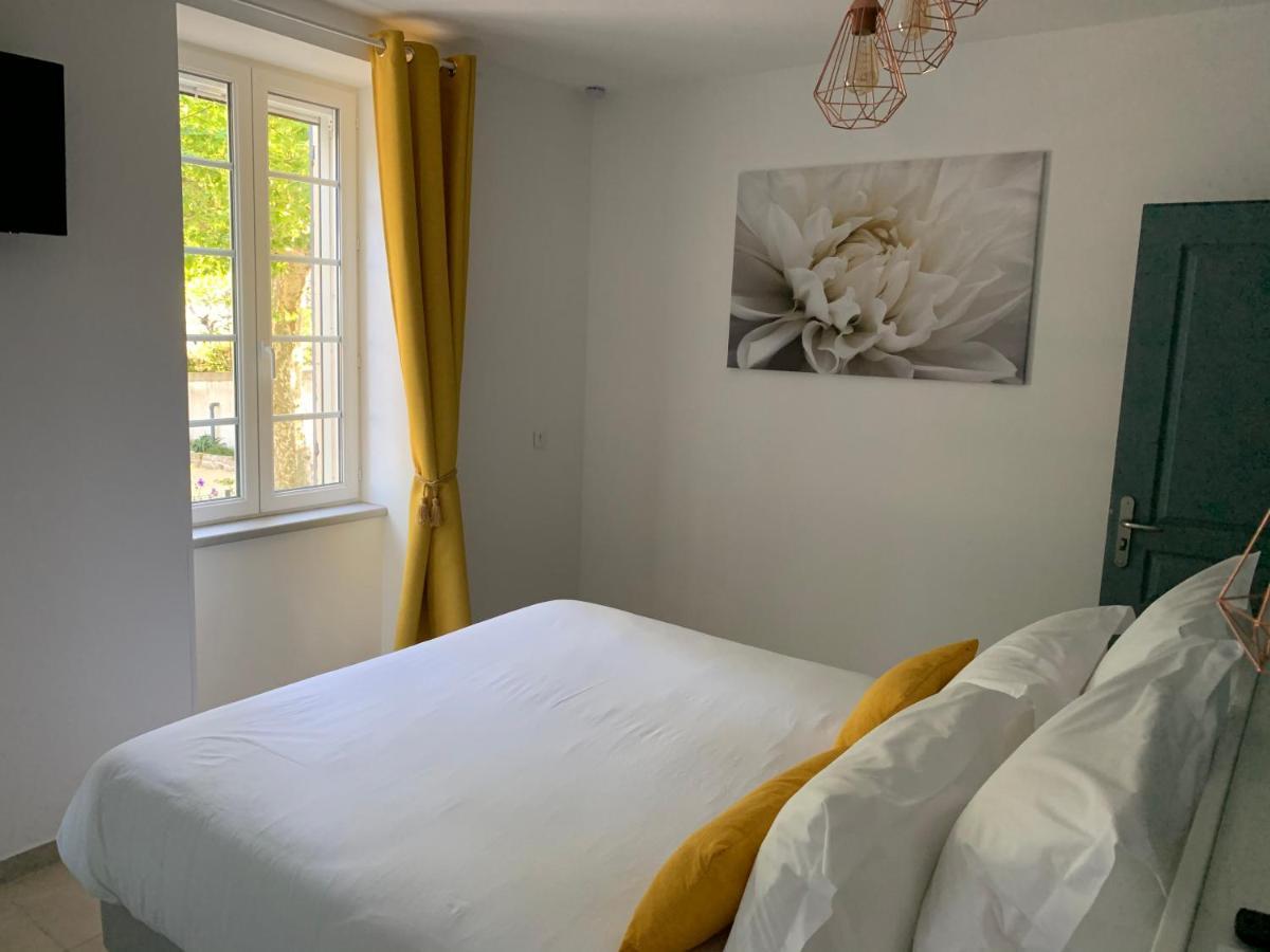 Domaine Forvent Bed and Breakfast Saint-Julien-de-Peyrolas Eksteriør billede