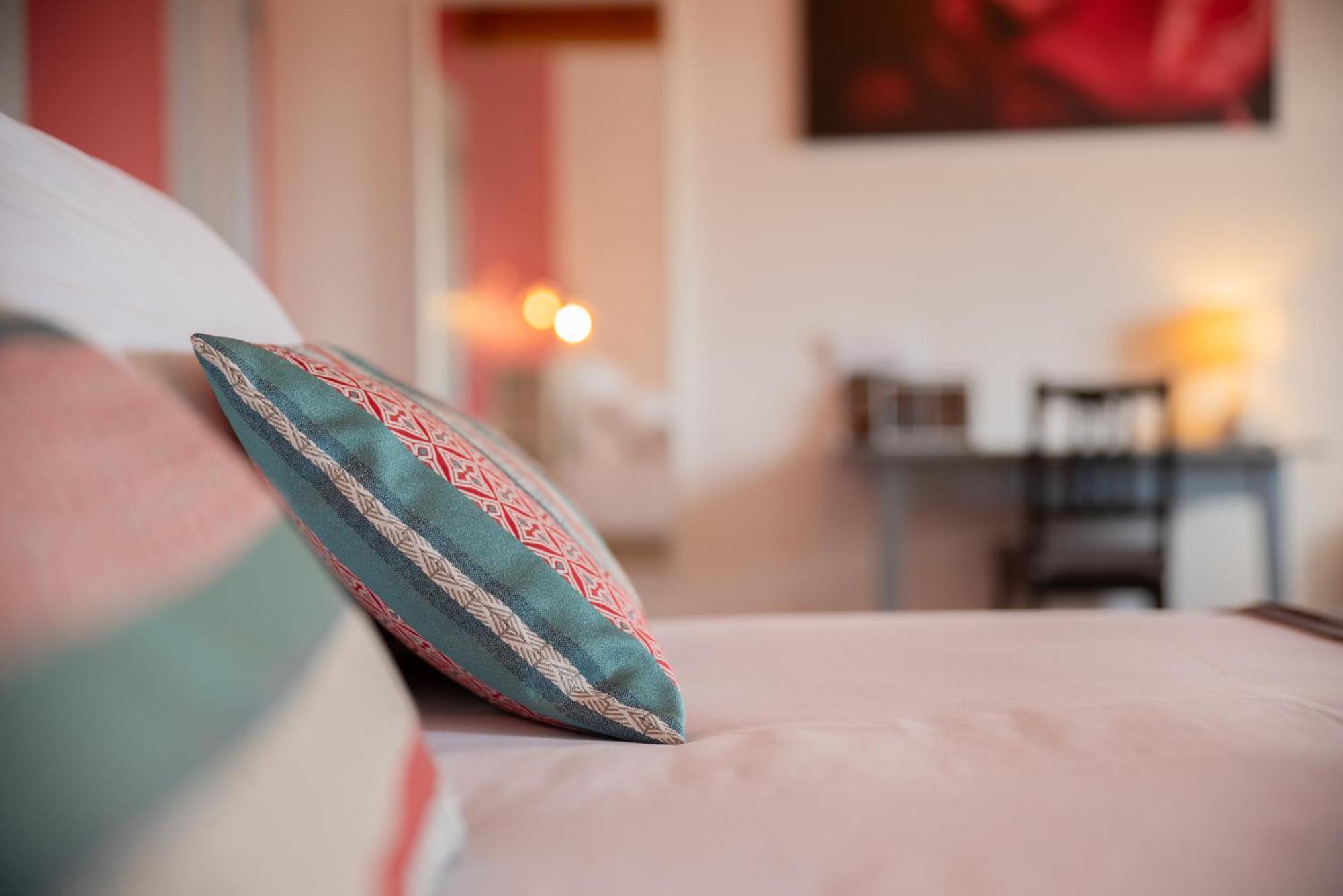 Domaine Forvent Bed and Breakfast Saint-Julien-de-Peyrolas Eksteriør billede