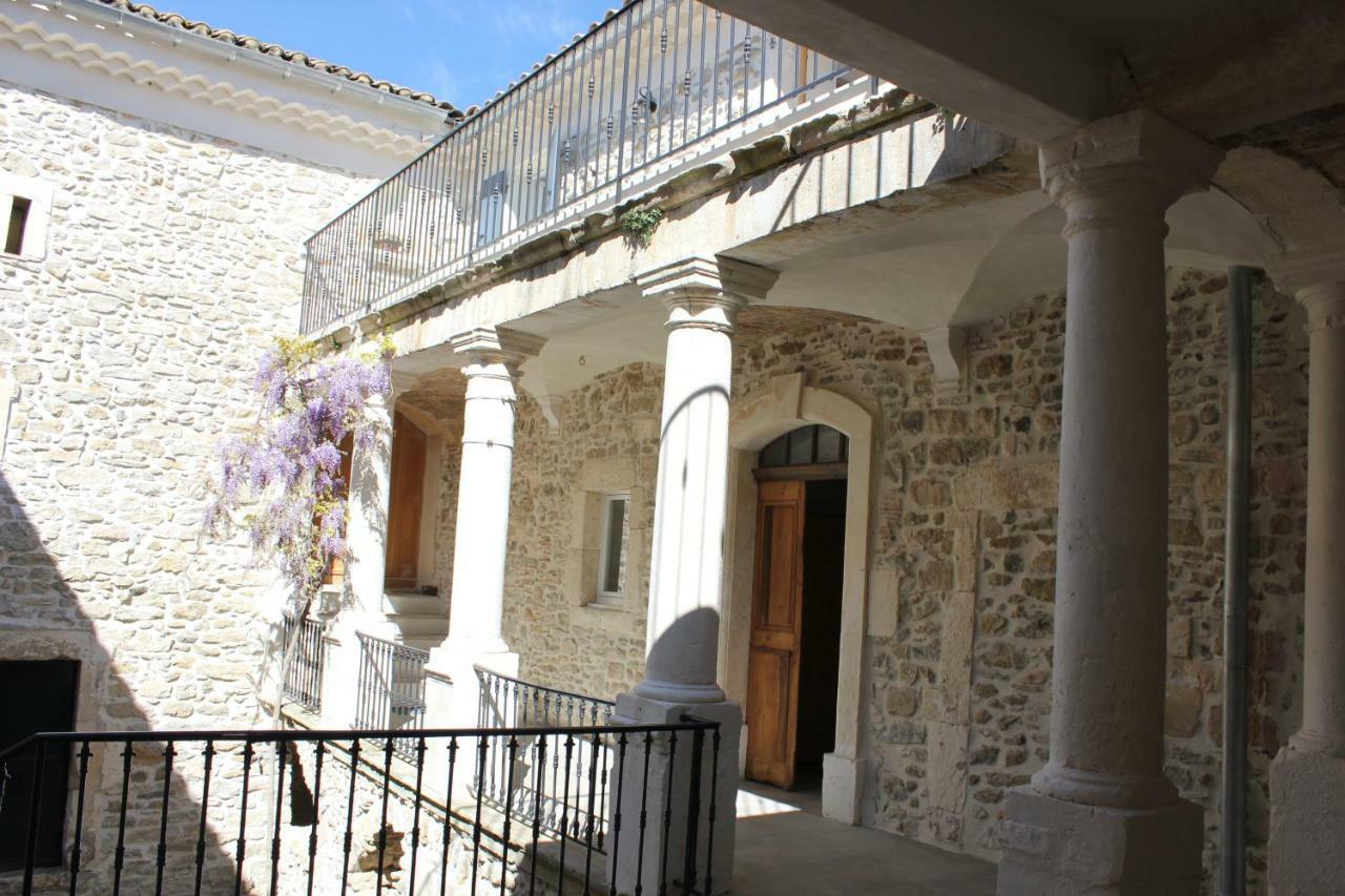 Domaine Forvent Bed and Breakfast Saint-Julien-de-Peyrolas Eksteriør billede