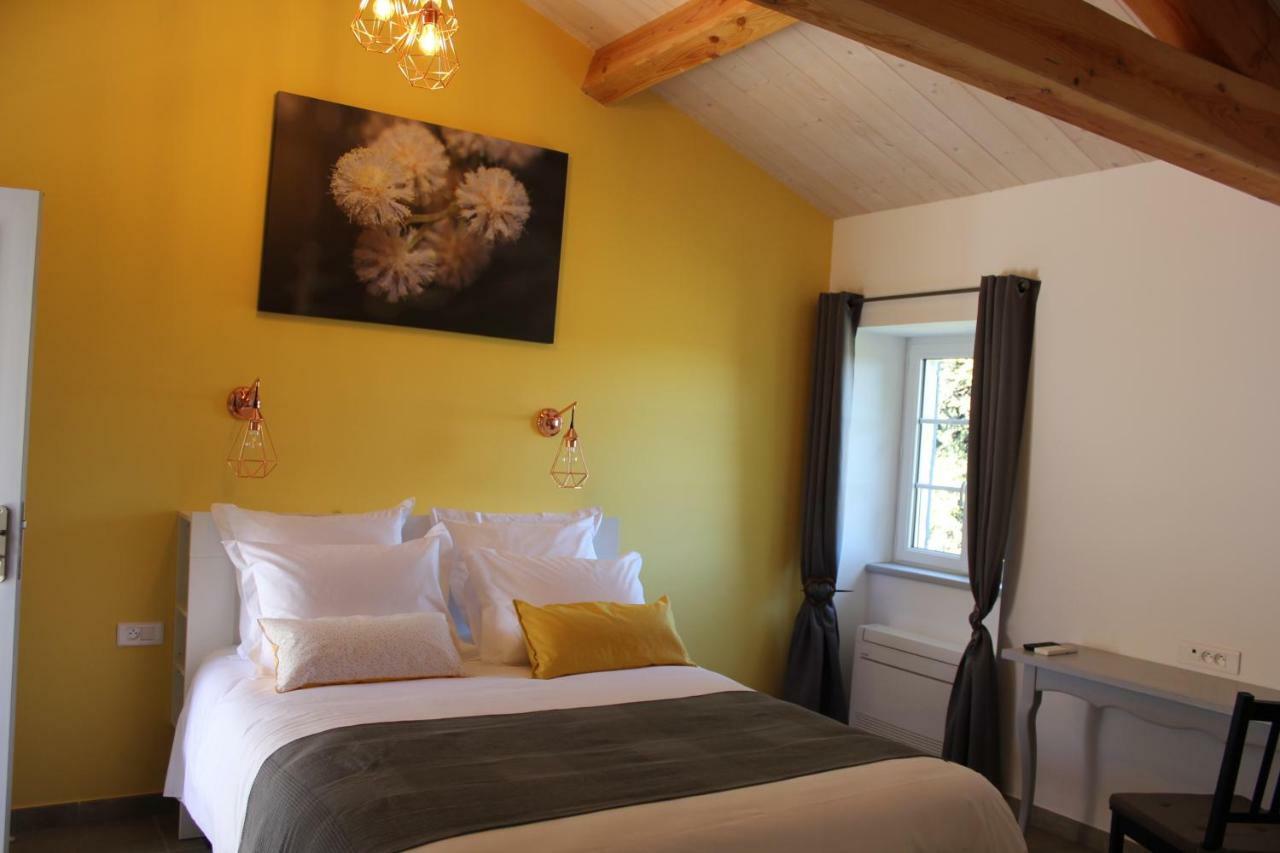 Domaine Forvent Bed and Breakfast Saint-Julien-de-Peyrolas Eksteriør billede