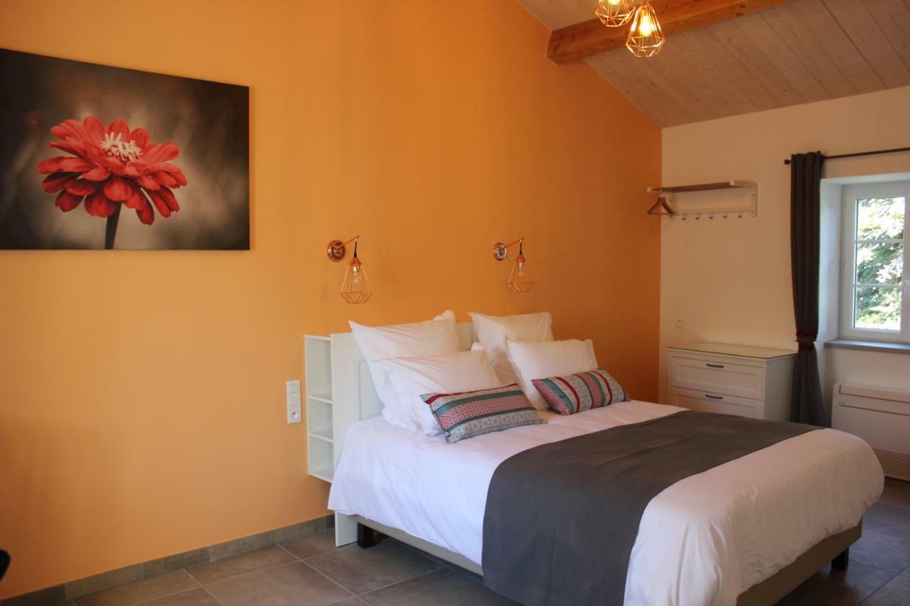 Domaine Forvent Bed and Breakfast Saint-Julien-de-Peyrolas Eksteriør billede